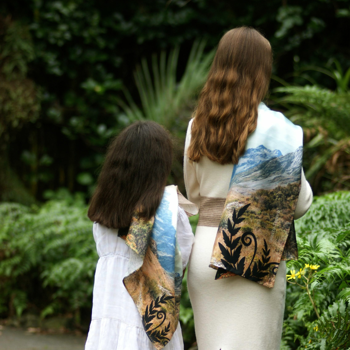 NZ Exclusive - Souvenir (90x90cm) BACK IN STOCK