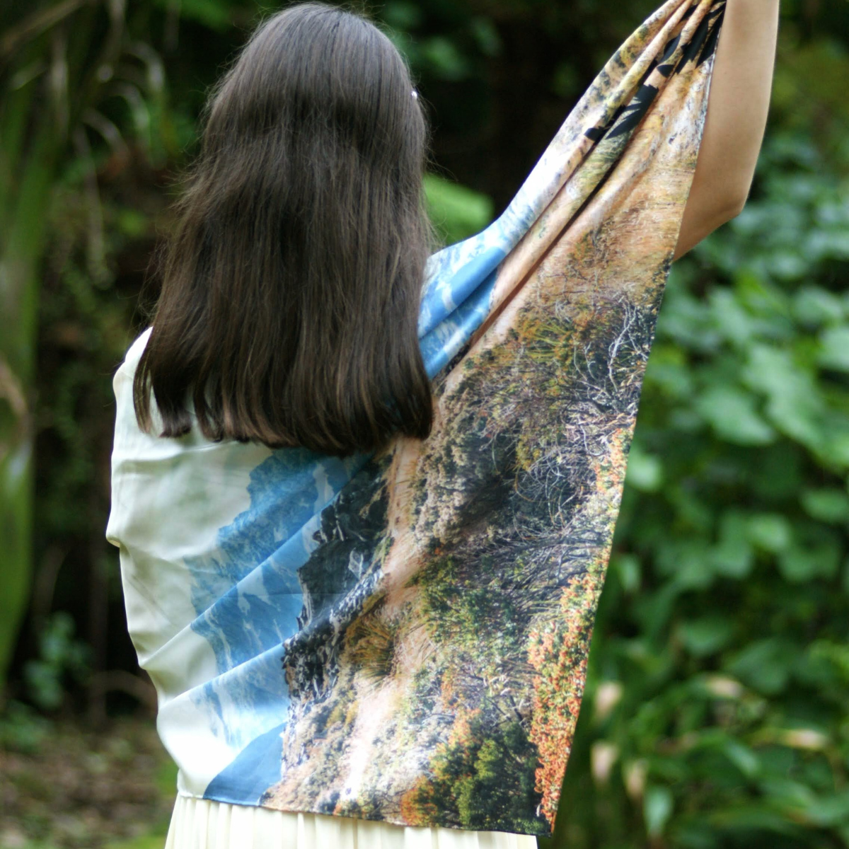 NZ Exclusive - Souvenir (90x90cm) BACK IN STOCK